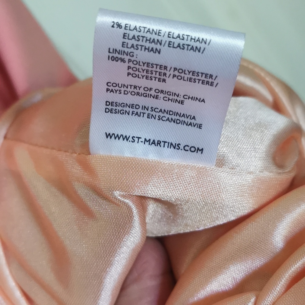St. Martins gorgeous dress with floral detail at hem. EUC. Size 42 ( 12) - Picture 6 of 8